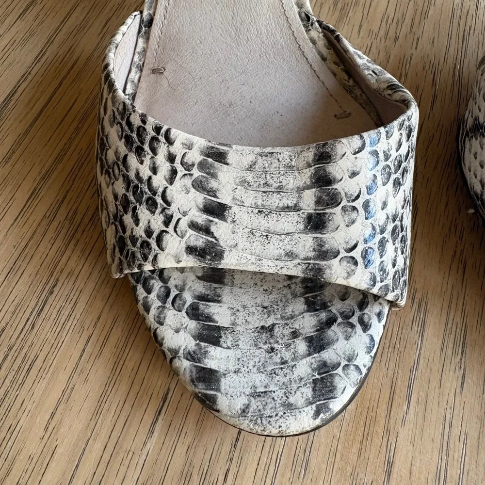 $150 LOUISE ET CIE Gordon Python Snakeskin Leather Stiletto Heels SIZE 10M EUC - Picture 11 of 15
